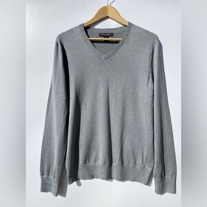 Banana Republic Silk Classic Gray V-Neck Luxury Blend Sweater
